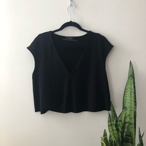 URBAN OUTFITTERS T-shirt